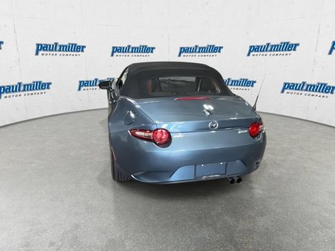 Used 2016 MAZDA MX-5 Miata Grand Touring RWD image 9