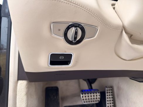 Used 2015 Mercedes-Benz S 550 4MATIC Coupe image 22