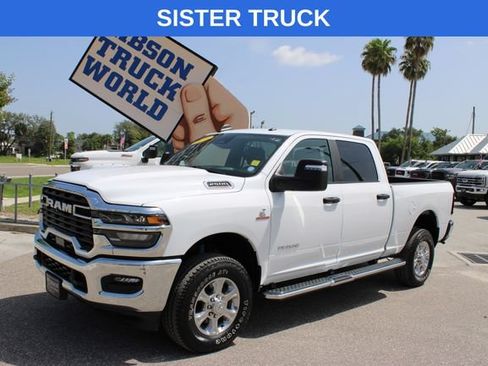 Used 2025 RAM 2500 Big Horn AWD/4WD image 1