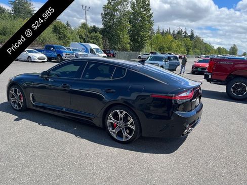 Used 2018 Kia Stinger GT2 AWD/4WD image 4