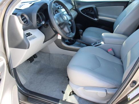 Used 2011 Toyota RAV4 2WD w/ 3rd Row image 10