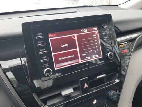 Used 2023 Toyota Camry LE image 22