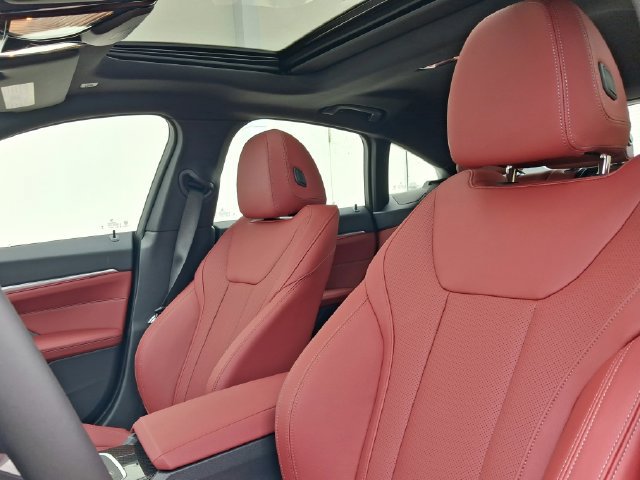 New 2026 BMW M440i w/ Premium Package RWD image 11