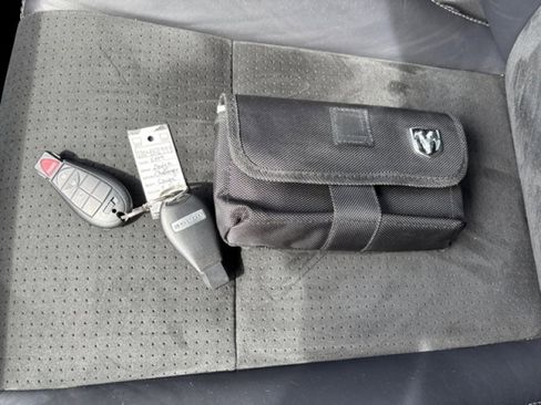 Used 2009 Dodge Challenger SRT8 image 20