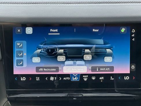 New 2026 Lincoln Navigator Reserve AWD/4WD image 14