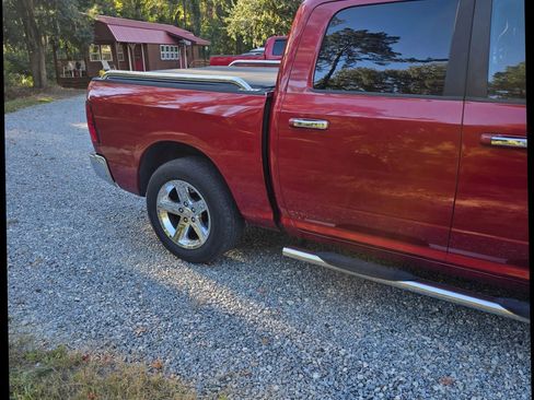 Used 2010 Dodge Ram 1500 Truck SLT w/ Big Horn Regional Pkg image 5