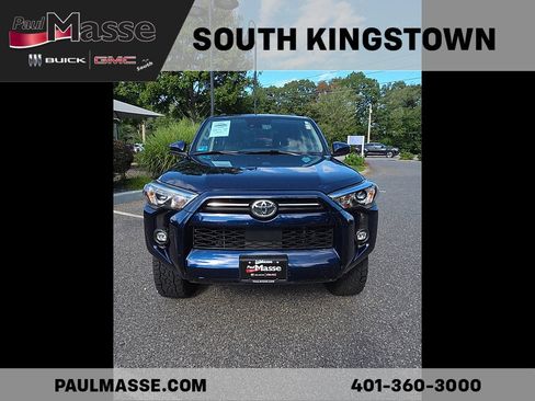 Used 2022 Toyota 4Runner SR5 AWD/4WD image 2