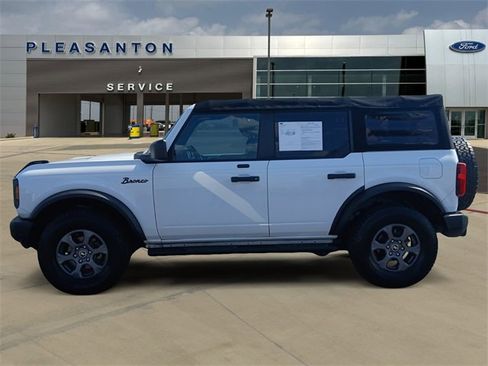 Used 2021 Ford Bronco Big Bend image 2