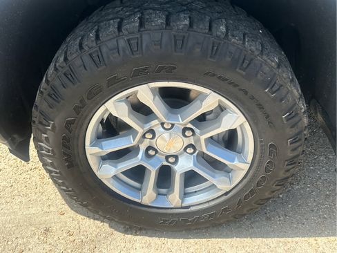 Used 2023 Chevrolet Silverado 1500 W/T w/ WT Value Package image 11