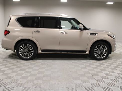Used 2019 INFINITI QX80 Luxe w/ 22" Wheel Package AWD/4WD image 13