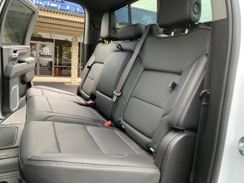 Used 2024 GMC Sierra 3500 Denali w/ Denali Reserve Package AWD/4WD image 39