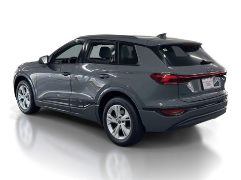 Certified 2025 Audi Q6 e-tron Premium w/ Convenience Package image 3