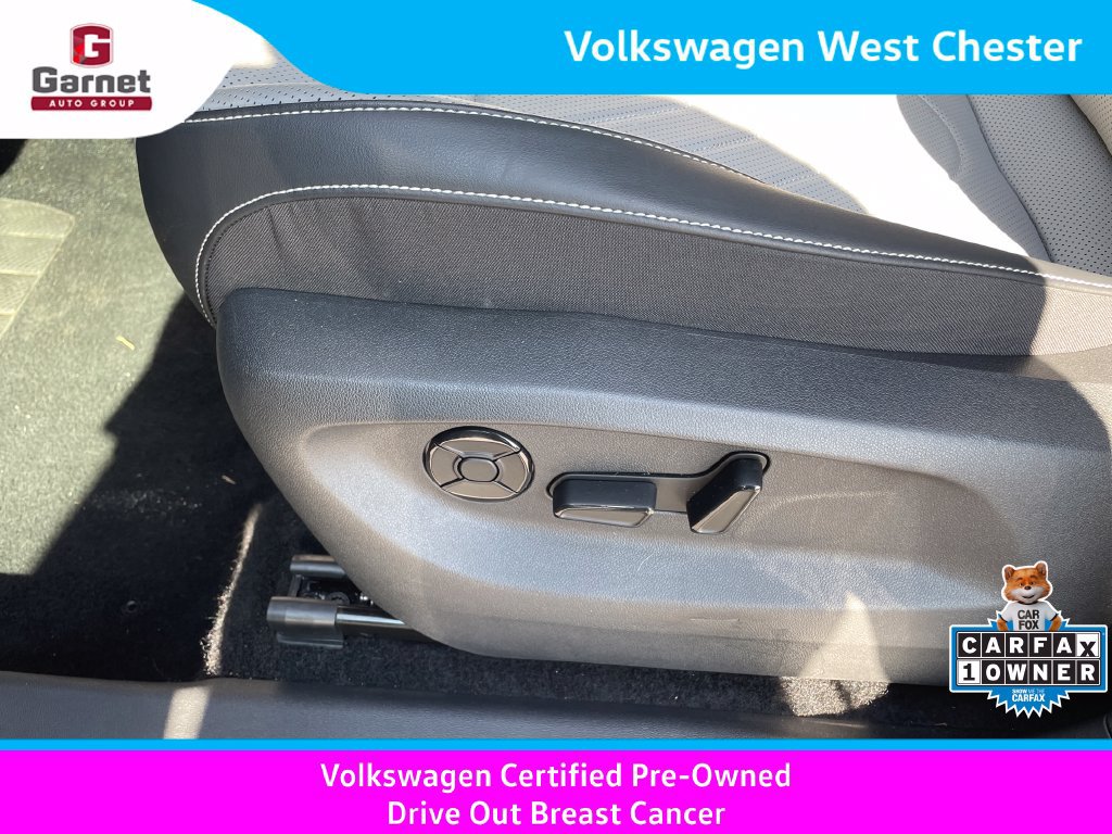 Certified 2025 Volkswagen Tiguan SE R-Line AWD/4WD image 16