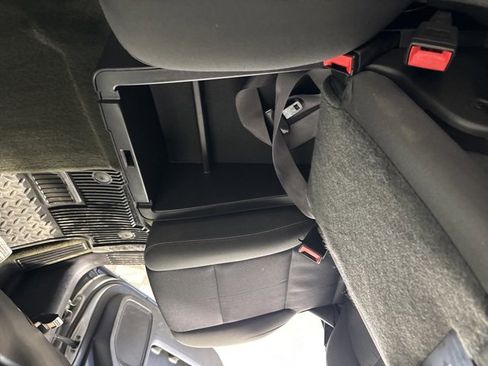 Used 2015 Chevrolet Silverado 1500 LT image 25