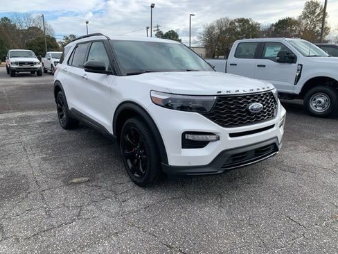 Certified 2024 Ford Explorer ST w/ Equipment Group 401A image 8