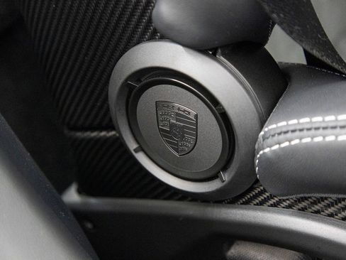 Certified 2026 Porsche 911 GT3 RWD image 35
