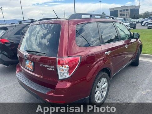 Used 2013 Subaru Forester 2.5X Premium AWD/4WD image 2