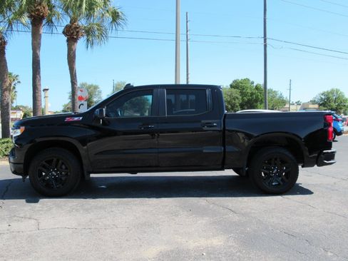 Used 2024 Chevrolet Silverado 1500 RST w/ Z71 Off-Road Package AWD/4WD image 2