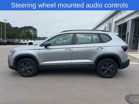 Used 2025 Volkswagen Taos S FWD image 3