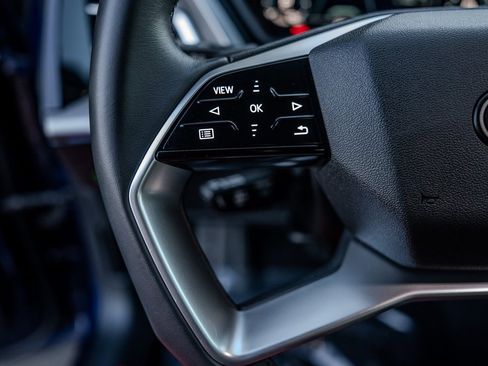 Used 2023 Audi Q4 e-tron Premium Plus w/ Premium Plus image 6