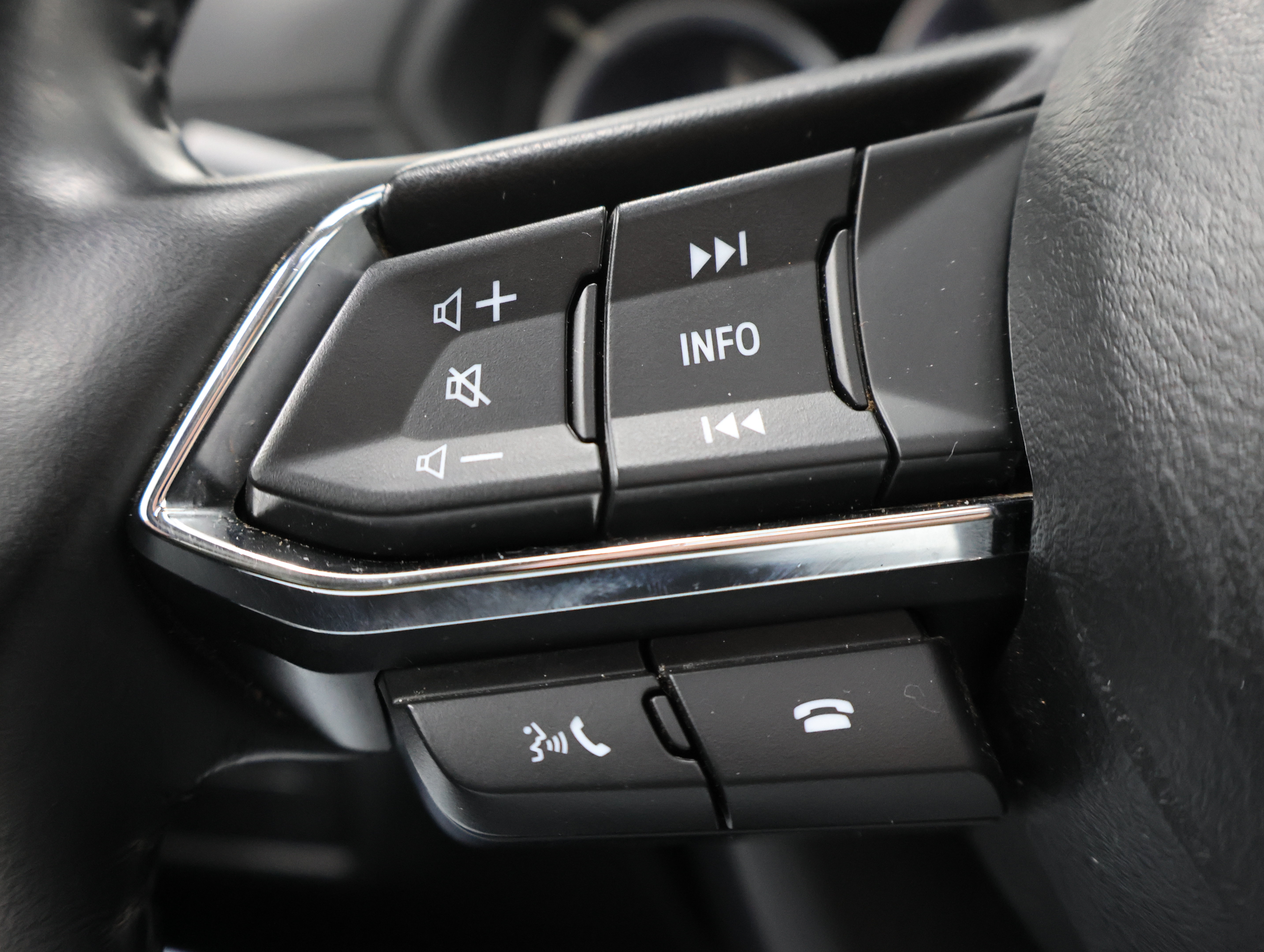 Used 2025 MAZDA CX-5 AWD 2.5 S w/ Preferred Package image 16