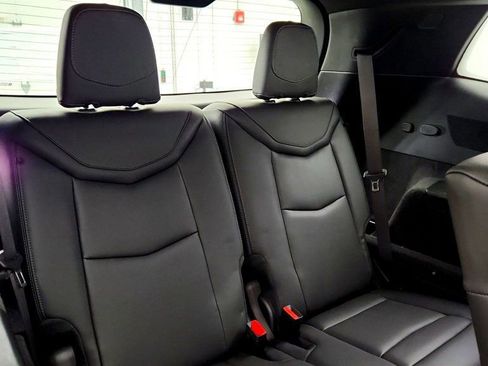 Used 2024 Cadillac XT6 Premium Luxury w/ Technology Package image 23