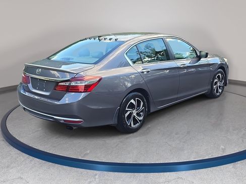 Used 2016 Honda Accord LX image 5