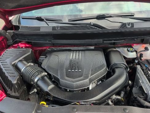 Used 2024 Chevrolet Traverse LT AWD/4WD image 47