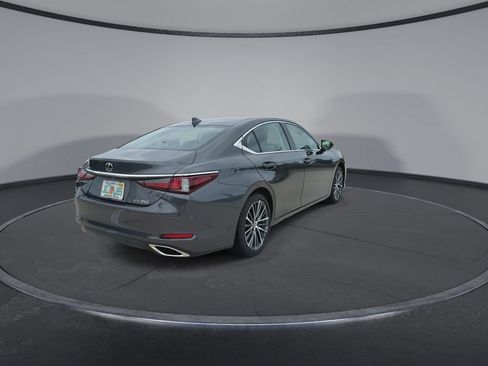 Used 2025 Lexus ES 350 w/ Premium Package FWD image 8