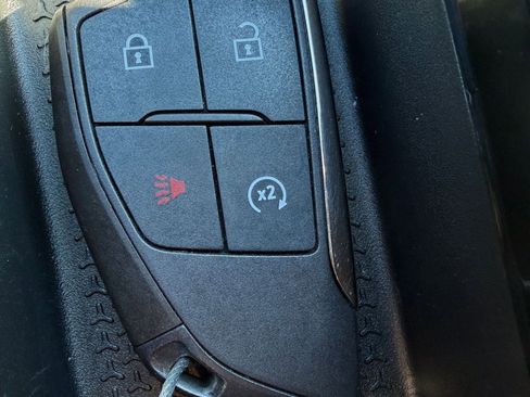 Used 2025 Chevrolet Equinox LT image 24