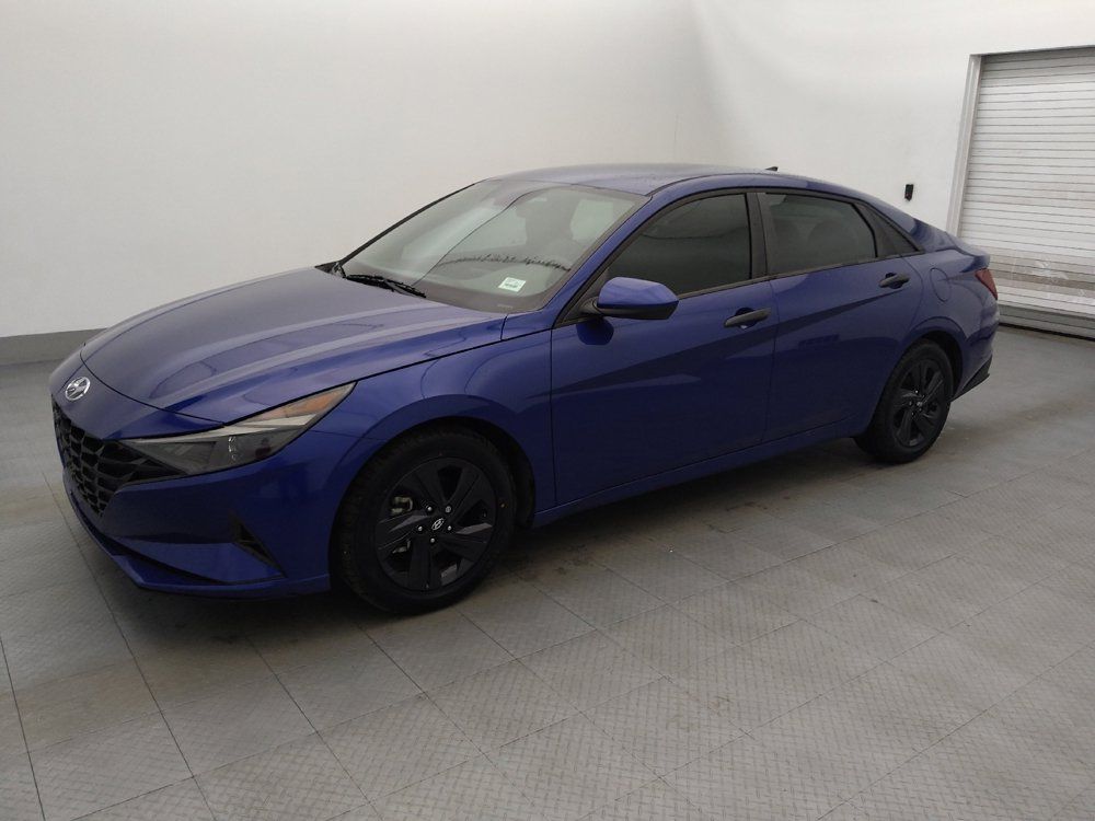 Used 2021 Hyundai Elantra SEL FWD image 2