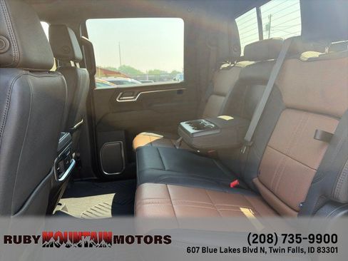 Used 2026 Chevrolet Silverado 3500 High Country w/ High Country Premium Package AWD/4WD image 24