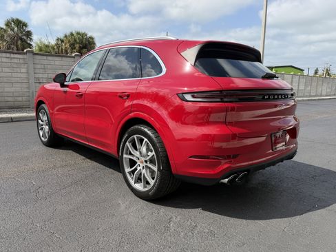 New 2026 Porsche Cayenne image 3