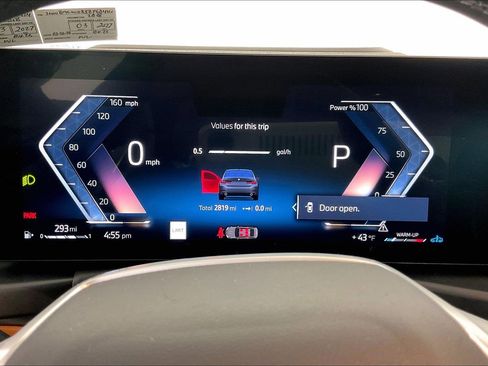 Certified 2025 BMW 330i xDrive Sedan image 5