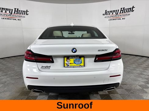 Used 2023 BMW 530i w/ Convenience Package RWD image 7