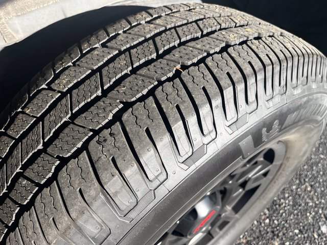 Used 2021 Toyota 4Runner TRD Off-Road Premium AWD/4WD image 12