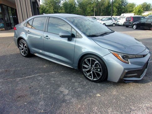 Used 2021 Toyota Corolla SE FWD image 4