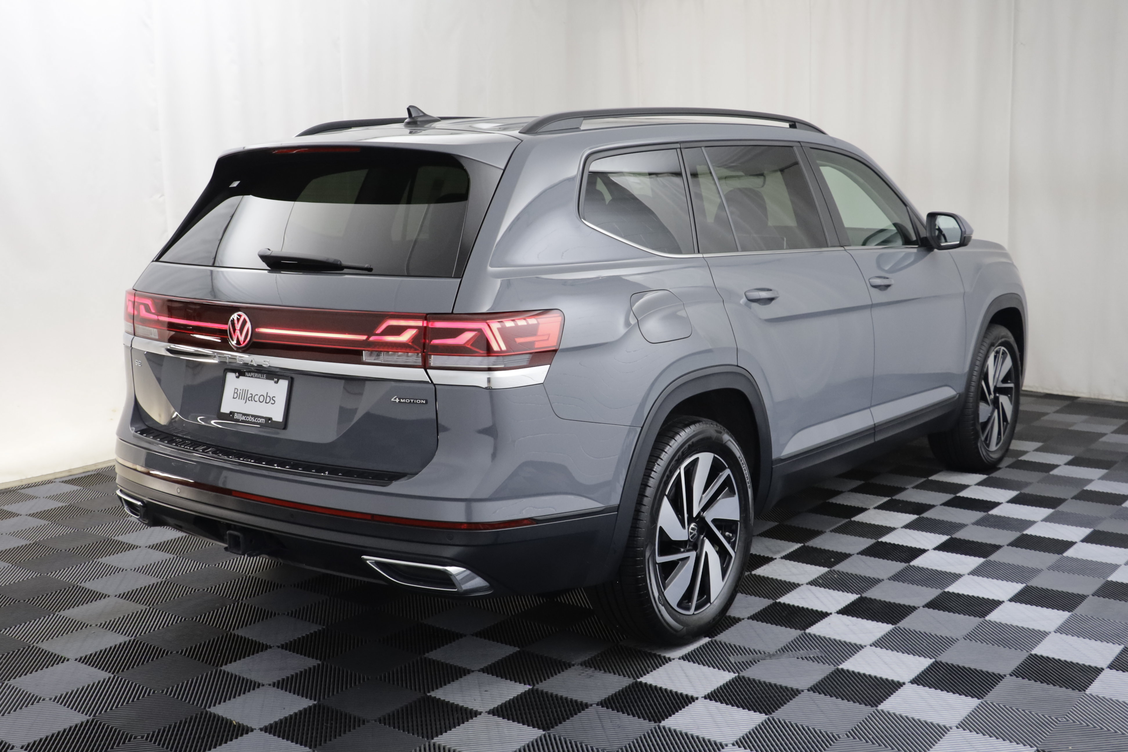 Certified 2026 Volkswagen Atlas SE w/ Panoramic Sunroof Package AWD/4WD image 18