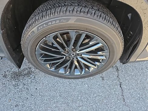 Used 2022 Lexus RX 350L Premium image 10