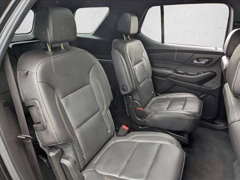 Used 2023 Chevrolet Traverse LT w/ LT Premium Package AWD/4WD image 21