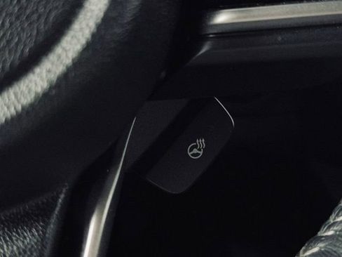 Used 2025 Subaru Ascent Limited w/ Popular Package #1 image 34