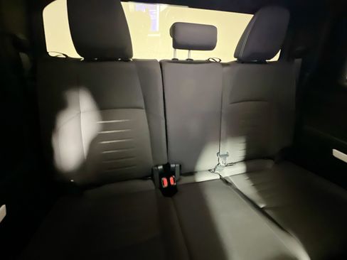 Used 2024 Toyota Tacoma TRD Sport image 33