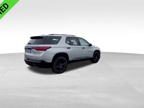 Used 2022 Chevrolet Traverse Premier w/ Redline Edition image 9