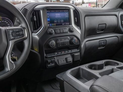 Used 2021 Chevrolet Silverado 2500 LT image 19