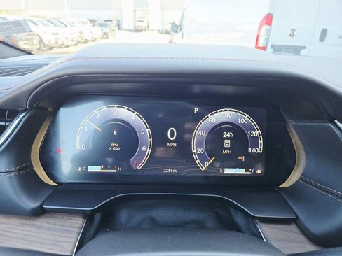 Used 2025 Jeep Grand Cherokee Summit w/ Adv Protech Group IV image 23