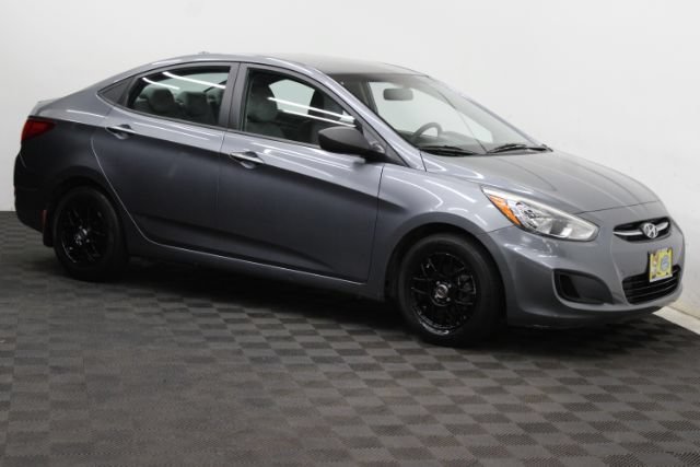 Used 2016 Hyundai Accent SE FWD image 1
