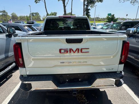 Used 2025 GMC Sierra 1500 SLT AWD/4WD image 5