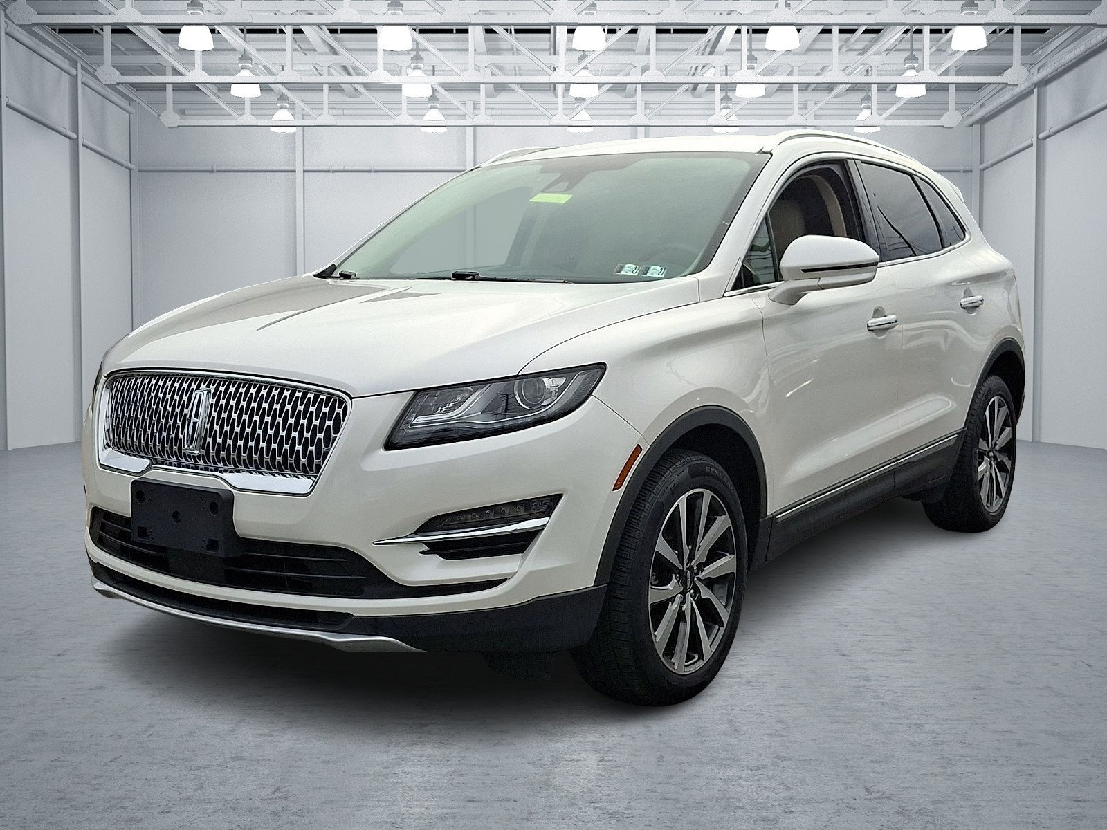 Used 2019 Lincoln MKC Reserve w/ MKC Climate Package AWD/4WD image 3