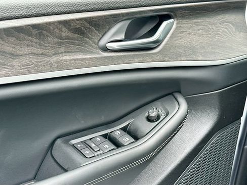 New 2026 Jeep Grand Cherokee Altitude AWD/4WD image 14