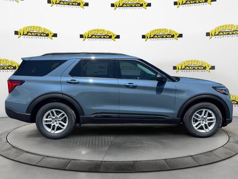 New 2026 Ford Explorer Active w/ Active Comfort Package RWD image 7